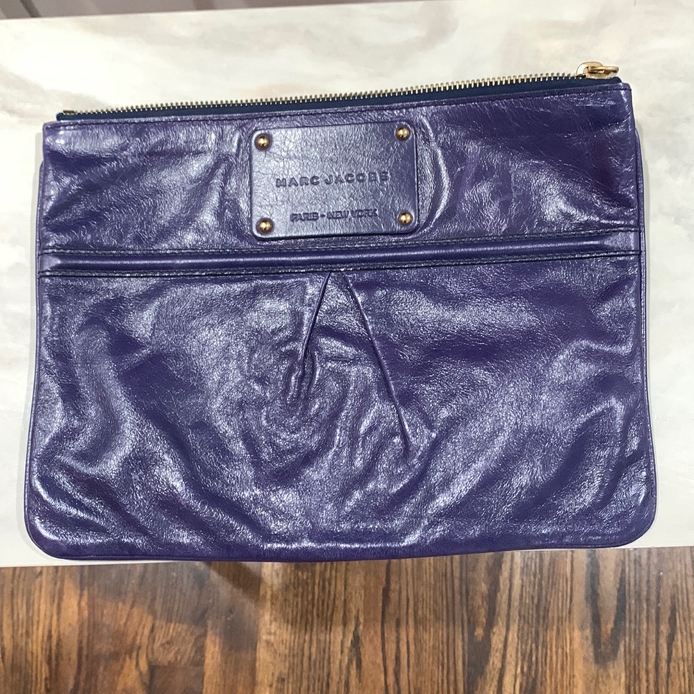 MARC JACOBS Leather Clutch